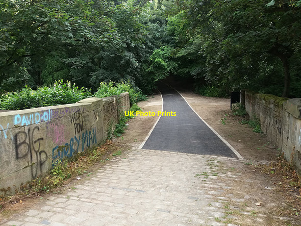Photo 6"x4" Bottom of Redcote Lane Upper Armley c2016