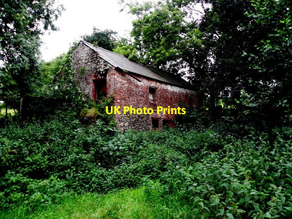 Photo 6"x4" Disused barn, Bracky Milltown\/H5775 c2016