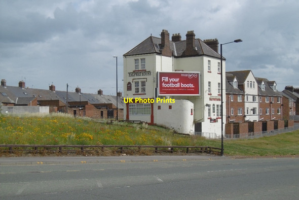 Photo 6"x4" Halfway House Sunderland\/NZ3957 c2016