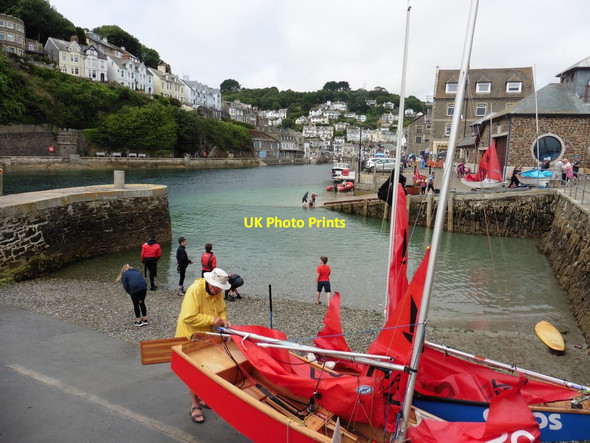 Photo 6"x4" Sailing dinghy, Looe Harbour Looe c2016