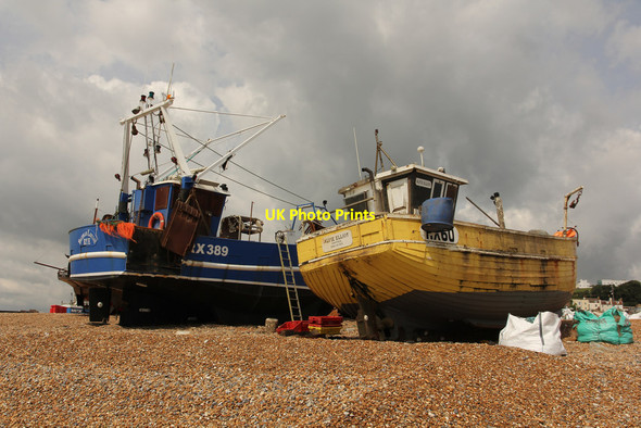 Photo 6"x4" Fishing boats Hastings\/TQ8110 c2016