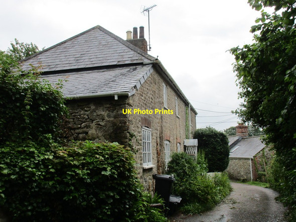 Photo 6"x4" Cottage on Church Path, Litton Cheney Litton Cheney c2016