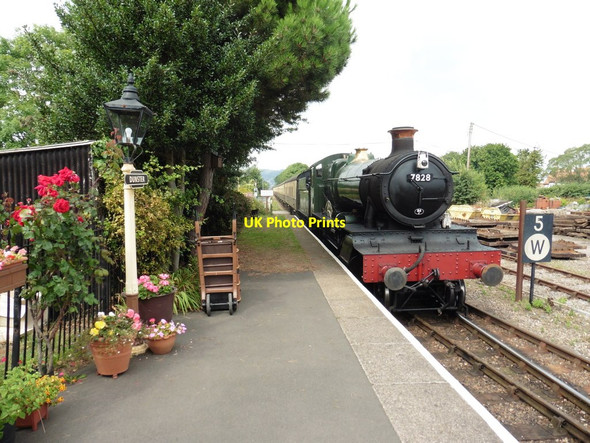 Photo 6"x4" Odney Manor arrives with a train from Minehead Marsh Street c2016