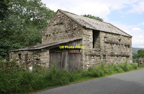 Photo 6"x4" Barn beside B6270 west of Crow Trees Ivelet c2016