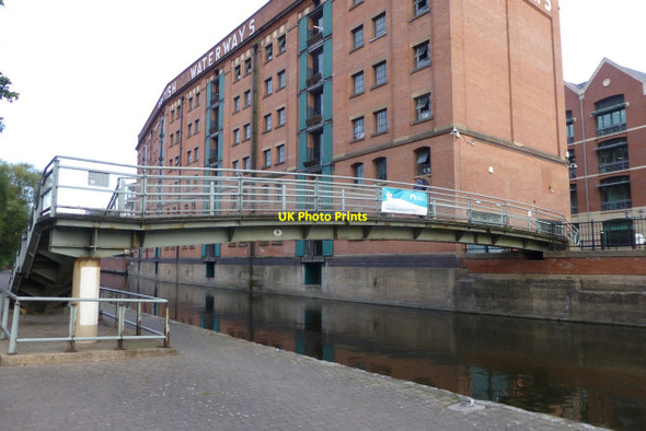Photo 6"x4" Footbridge over the Nottingham Canal Nottingham\/SK5641 c2016