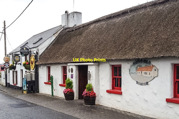 Photo 6"x4" Man O' War Public House Lusk c2016