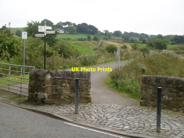 Photo 6"x4" Path, Balgray Reservoir Barrhead c2016