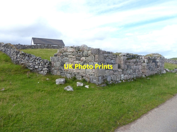 Photo 6"x4" Derelict cottage by the road to Loch Meadaidh Durness c2016