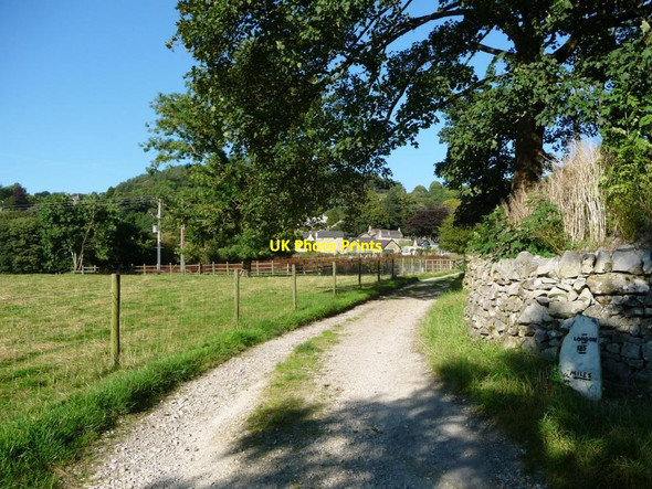 Photo 6"x4" London, 135 miles from Bolehill Wirksworth c2016