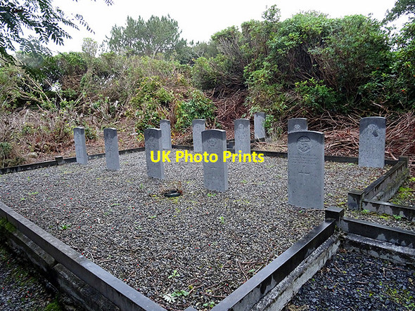 Photo 6"x4" Eleven Commonwealth War Graves Achill Sound c2016