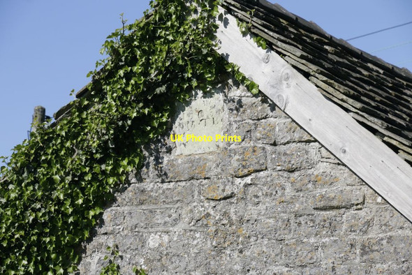 Photo 6"x4" Stone on the Building Harpton c2016