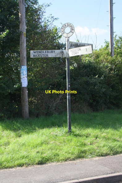 Photo 6"x4" Signpost at Green Lane \/ Alchester Road junction Bicester c2016