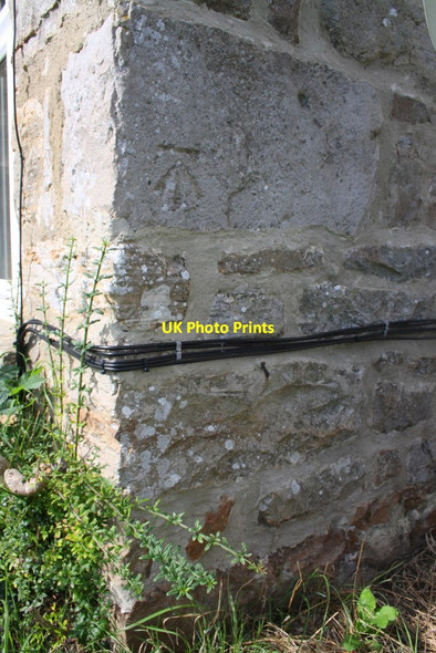 Photo 6"x4" Benchmark on 'Robingate' Low Whita c2016
