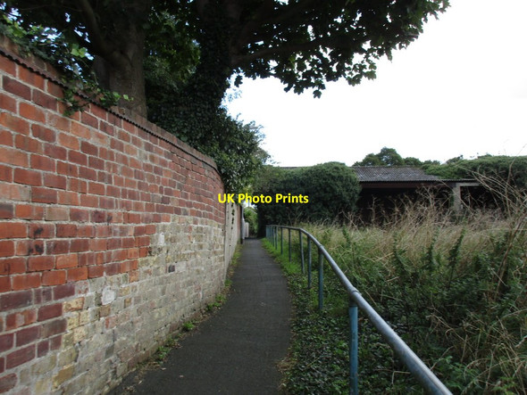 Photo 6"x4" Footpath in Bardney Bardney c2016