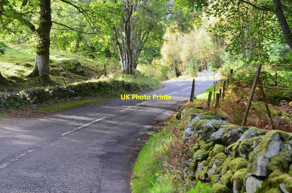 Photo 6"x4" Junction with the A923 above Dunkeld Dunkeld c2016