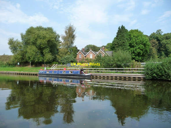 Photo 6"x4" Boat using the water point below Saltersford Locks Barnton\/SJ6375 c2016