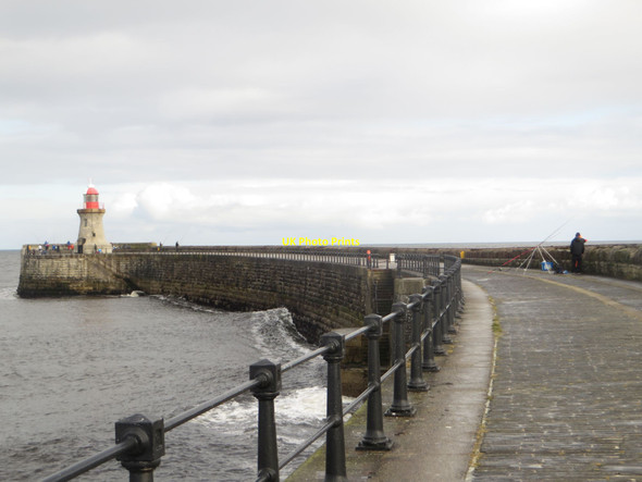 Photo 6"x4" South Pier, River Tyne South Shields c2016