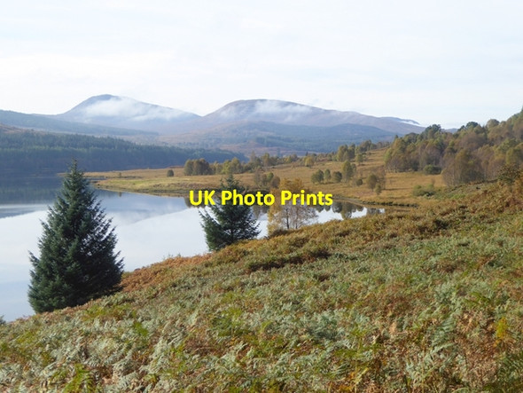 Photo 6"x4" Loch Garry Garrygualach c2016