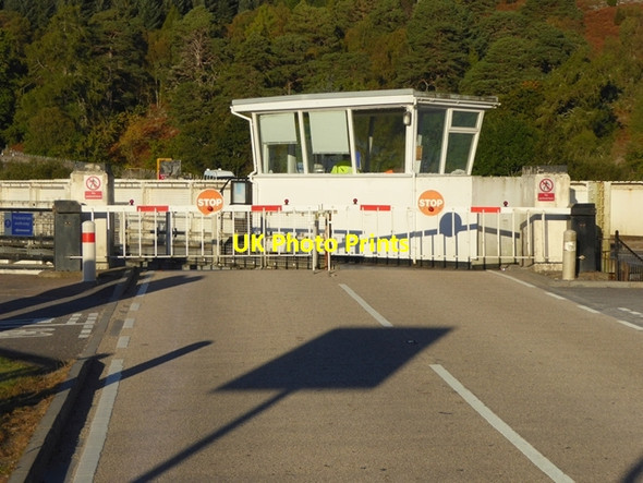Photo 6"x4" Aberchalder Swing Bridge Aberchalder c2016
