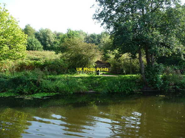 Photo 6"x4" Footpath junction, east bank, Weaver Navigation Northwich c2016