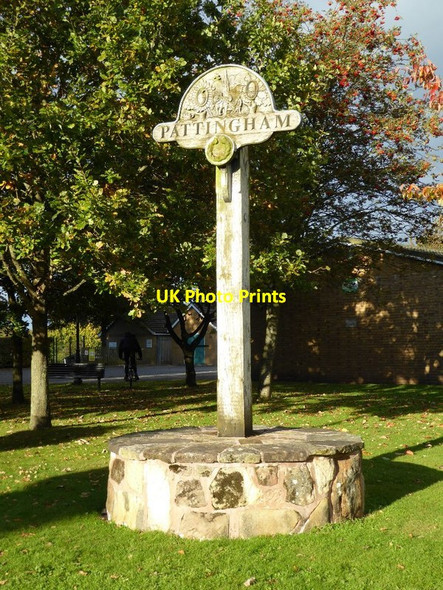 Photo 6"x4" Village sign, Pattingham Pattingham c2016