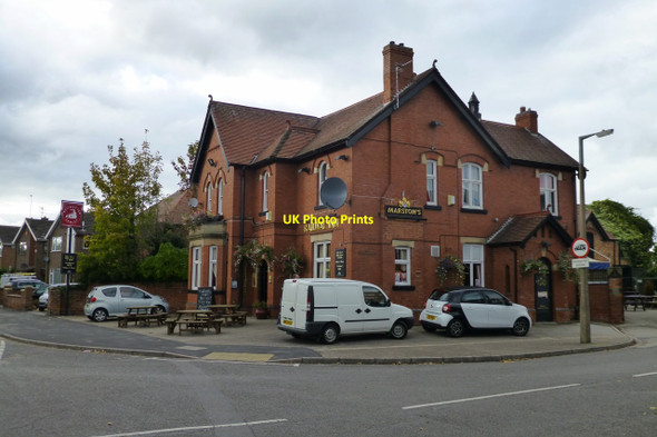 Photo 6"x4" Railway Inn Long Eaton c2016