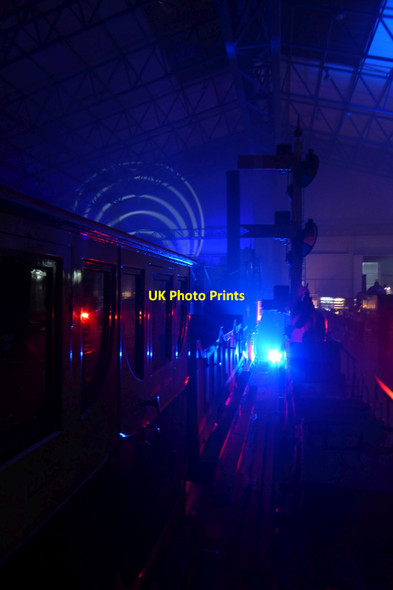 Photo 6"x4" Illuminating York 2016 - Old carriages York\/SE5951 c2016