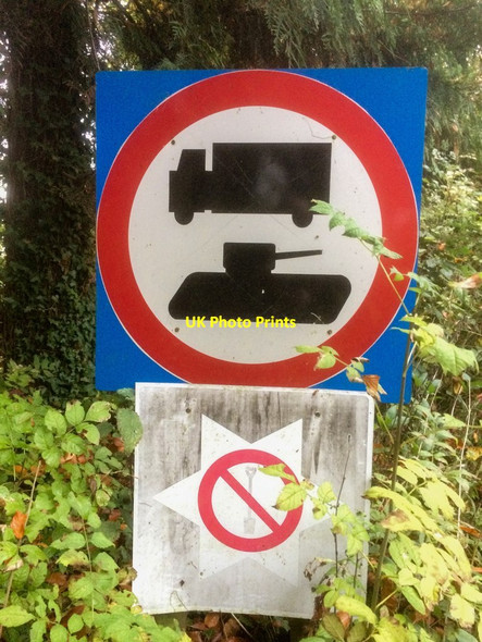 Photo 6"x4" Military signage at Hill Wood, Great Cheverell, Wiltshire Erlestoke c2016
