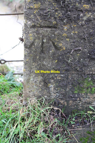 Photo 6"x4" Benchmark on Catsham Bridge Charlbury c2014