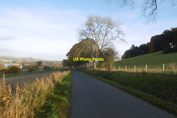 Photo 6"x4" Descent to Clunie Clunie\/NO1043 c2016