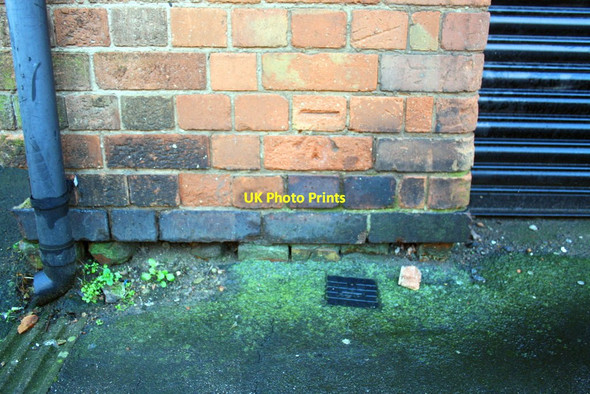 Photo 6"x4" Benchmark on building on south side of Southampton Street Leicester c2015