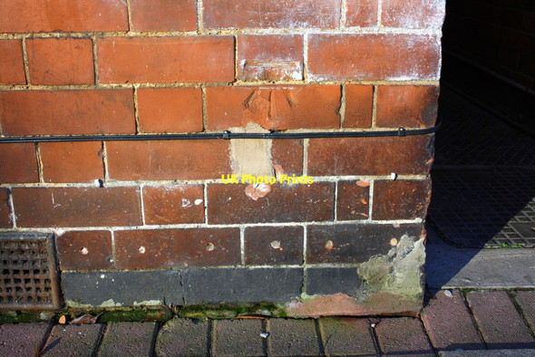 Photo 6"x4" Benchmark on #44 Rendell Street Loughborough c2015