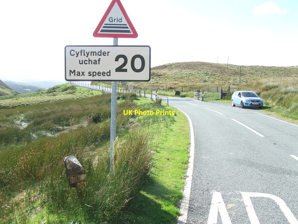 Photo 6"x4" Old Milepost Llan Ffestiniog c2016 P1