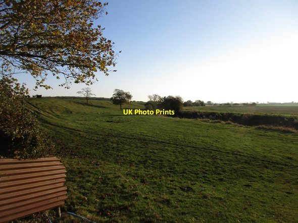 Photo 6"x4" Field by the Barlings Eau Barlings c2016