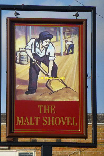 Photo 6"x4" The sign of the Malt Shovel Beeston\/SK5236 c2016