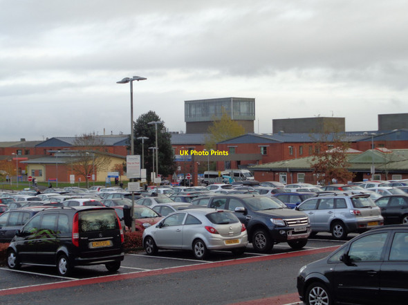 Photo 6"x4" Car park at Alexandra Hospital, Redditch Green Lane\/SP0664 c2016