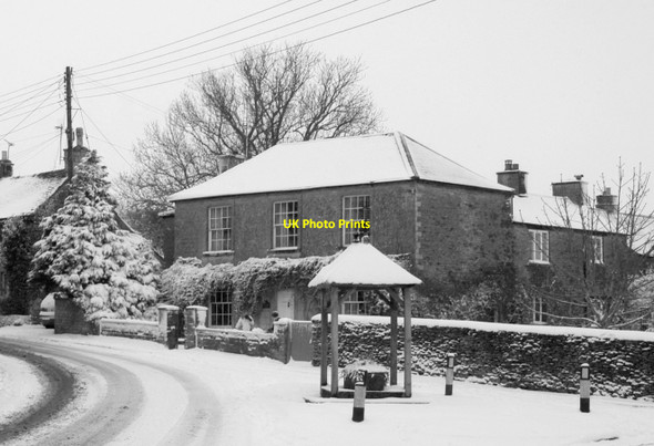 Photo 6"x4" Well Corner, Acton Turville, Gloucestershire 2013 Acton Turville c2013