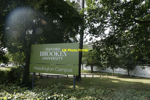 Photo 6"x4" University Sign Oxford\/SP5106 c2016