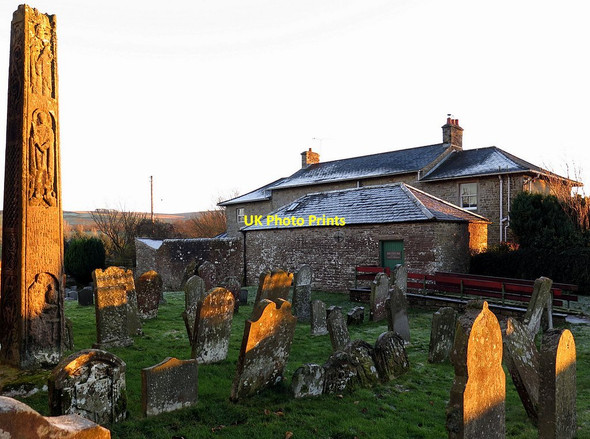 Photo 6"x4" Bewcastle Cross, graveyard & exhibition centre Bewcastle c2016