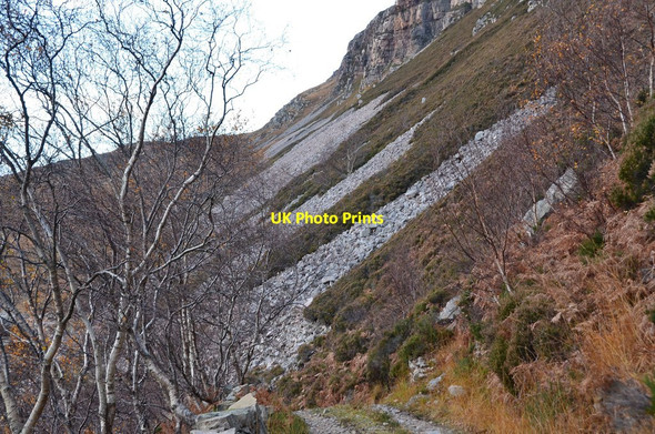 Photo 6"x4" Scree slopes below Creag Ruadh Loch Glendhu c2016