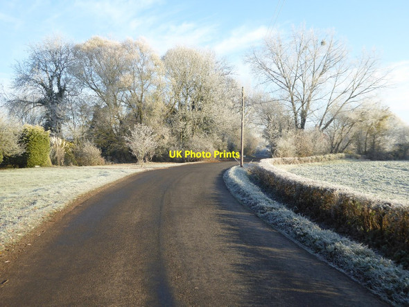 Photo 6"x4" At frosty morning Baughton c2016