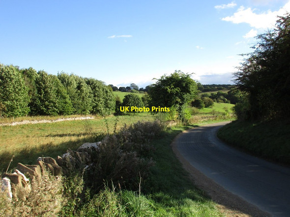 Photo 6"x4" Road and valley near Compton Abdale Compton Abdale c2016