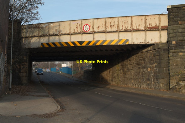 Photo 6"x4" Railway Bridge, Amberley Road Green Side\/SE2732 c2016