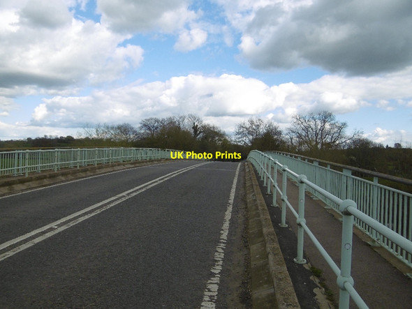 Photo 6"x4" Haw Bridge Tirley c2016