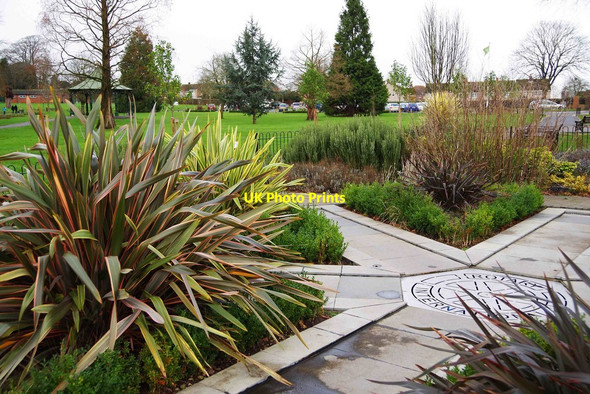 Photo 6"x4" Sensory Garden, Sanders Park, Bromsgrove, Worcs Bromsgrove c2016