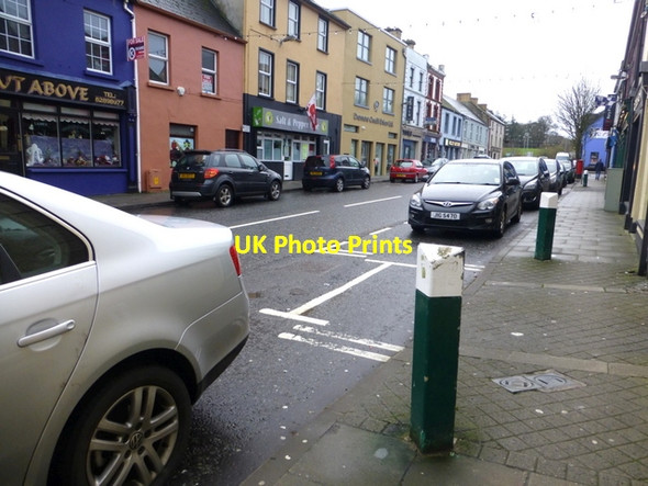 Photo 6"x4" Posts along Main Street, Dromore Dromore\/H3562 c2016