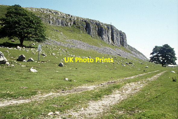 Photo 6"x4" Track below Great Close Scar Water Houses\/SD8867 c1975
