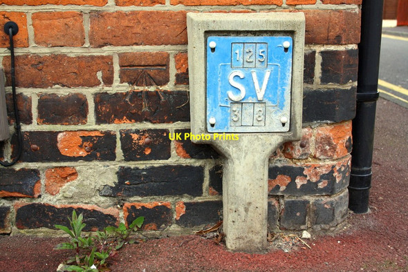 Photo 6"x4" Benchmark on #26 Whitfield Street Newark-on-Trent c2016