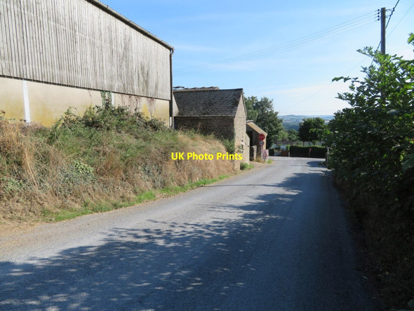 Photo 6"x4" Passing Denfords farm North Town\/SS5109 c2016