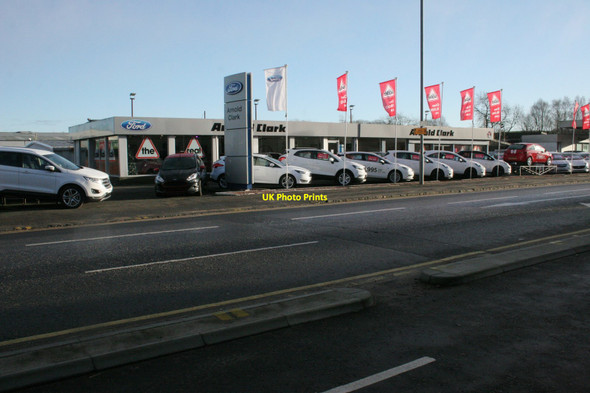 Photo 6"x4" Arnold Clark car dealership, Milngavie Milngavie c2017